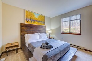 3 habitaciones, tabla de planchar con plancha, wifi y ropa de cama 