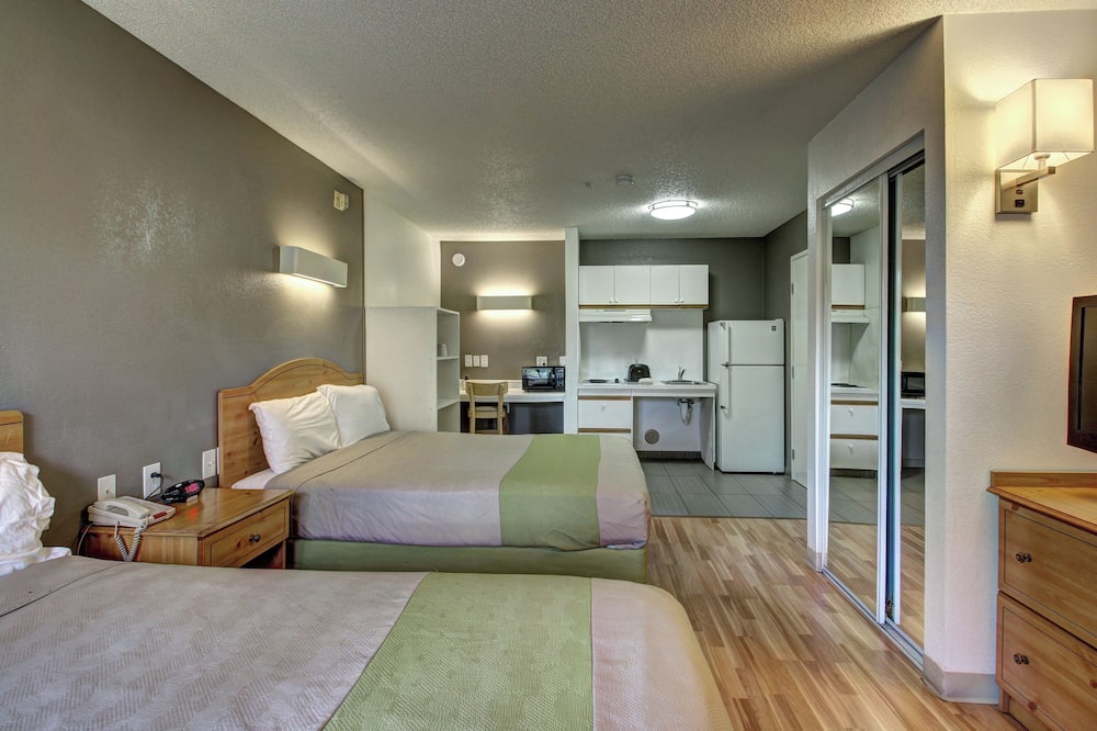 Studio 6 – Murray, UT
