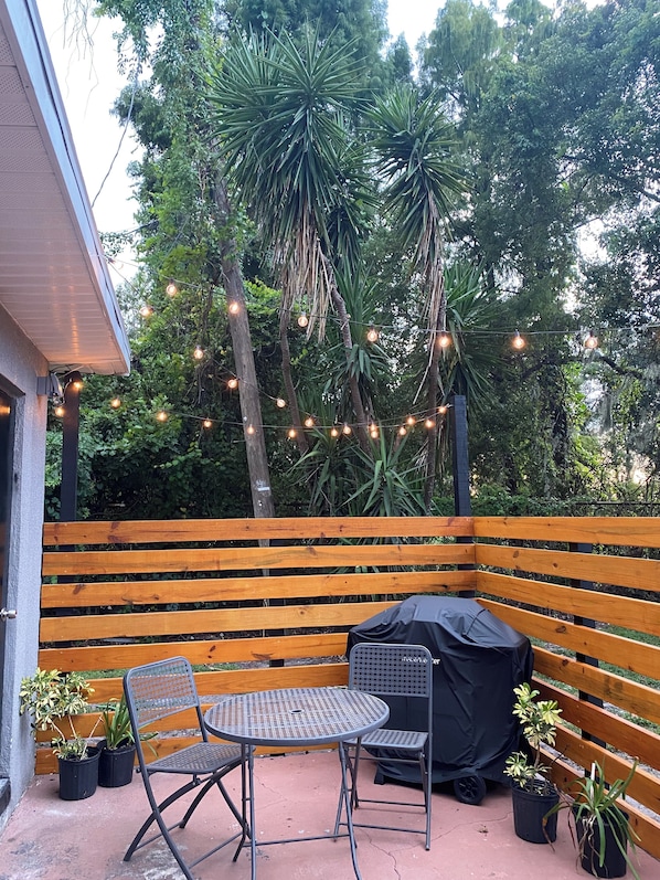 Outdoor dining