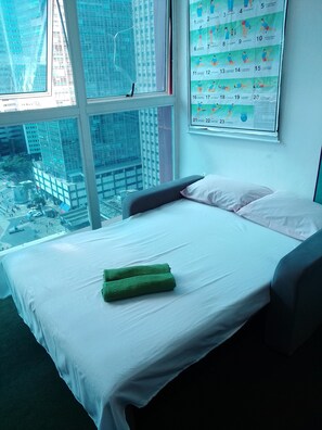 1 bedroom, WiFi, bed sheets - Apartment/studio next to the Carioca subway station with the best view of downtown Rio (Rio de Janeiro)