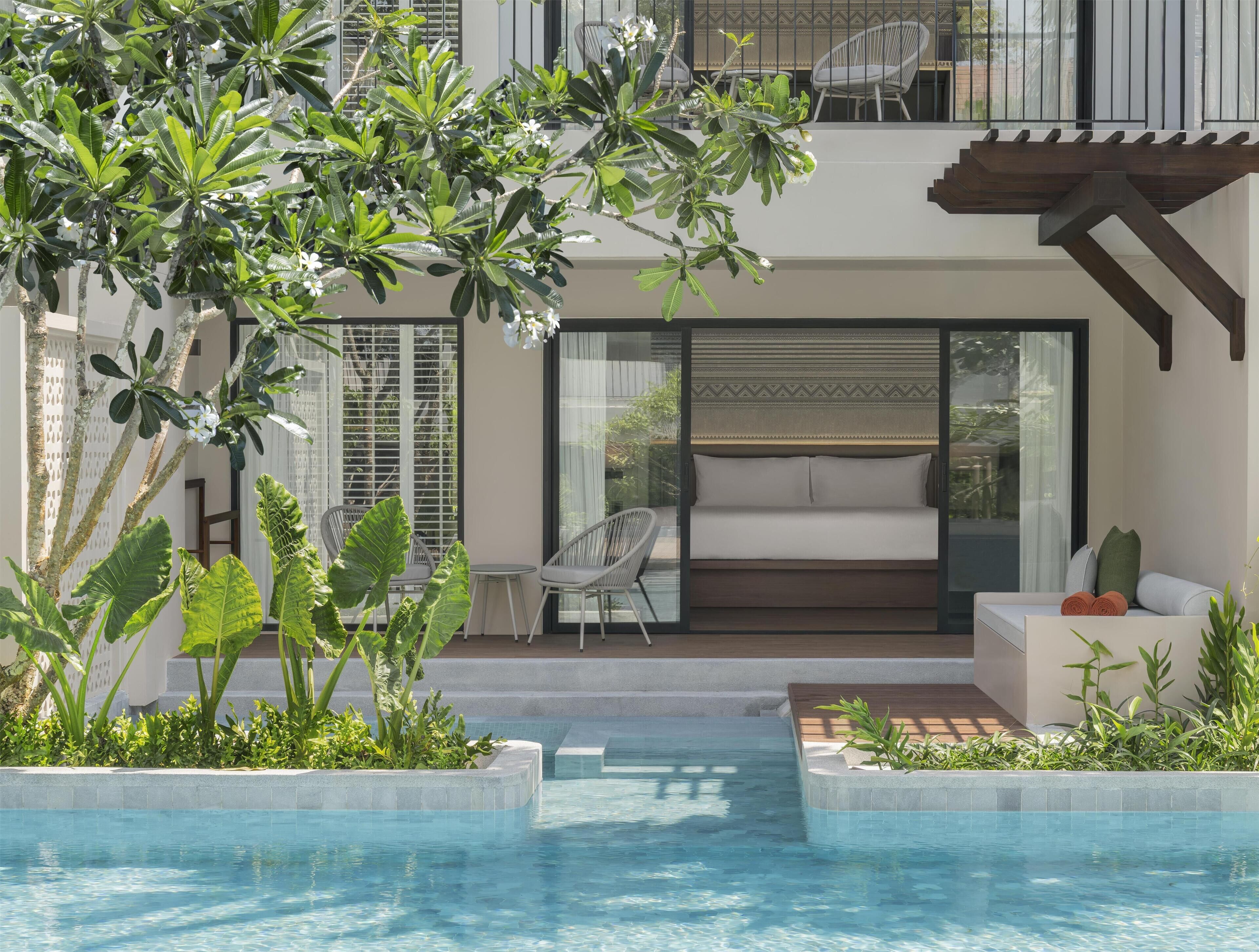 Deluxe Room, 1 King Bed, Pool Access | View from room