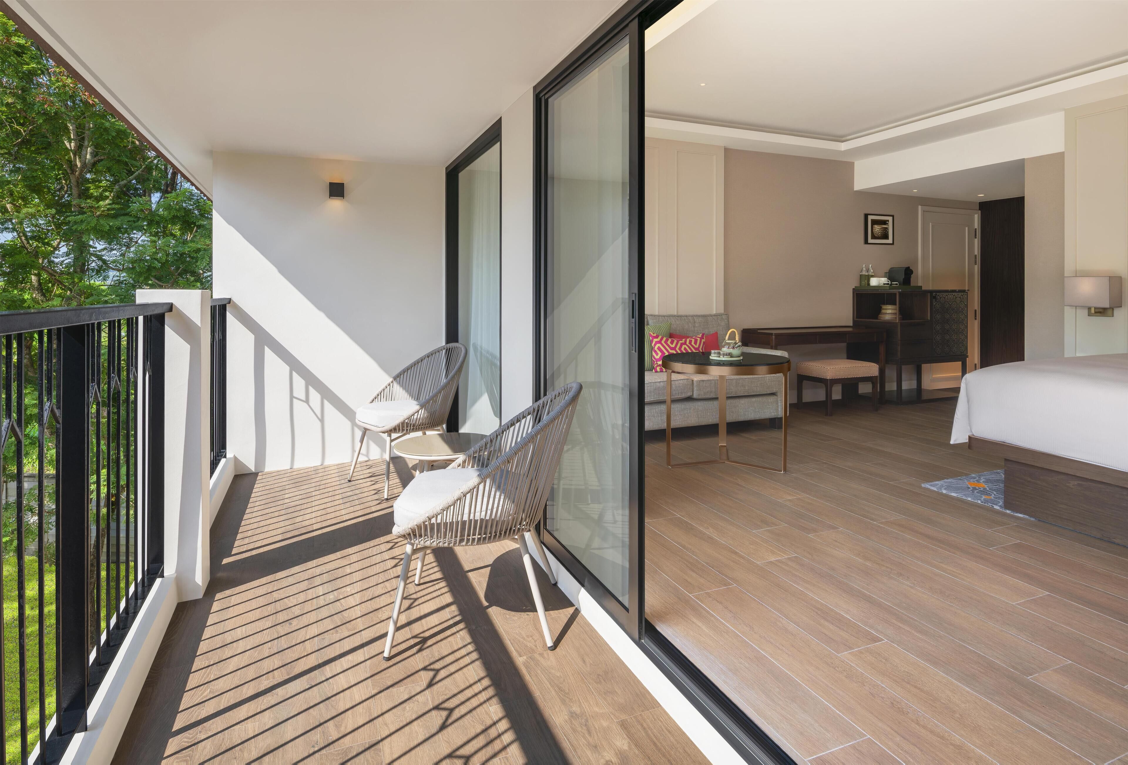 Deluxe Room, 1 King Bed | View from room