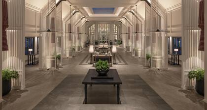 Kahavadi Chiang Rai, Curio Collection By Hilton