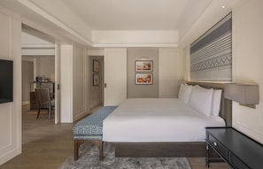 Deluxe Suite, 1 King Bed