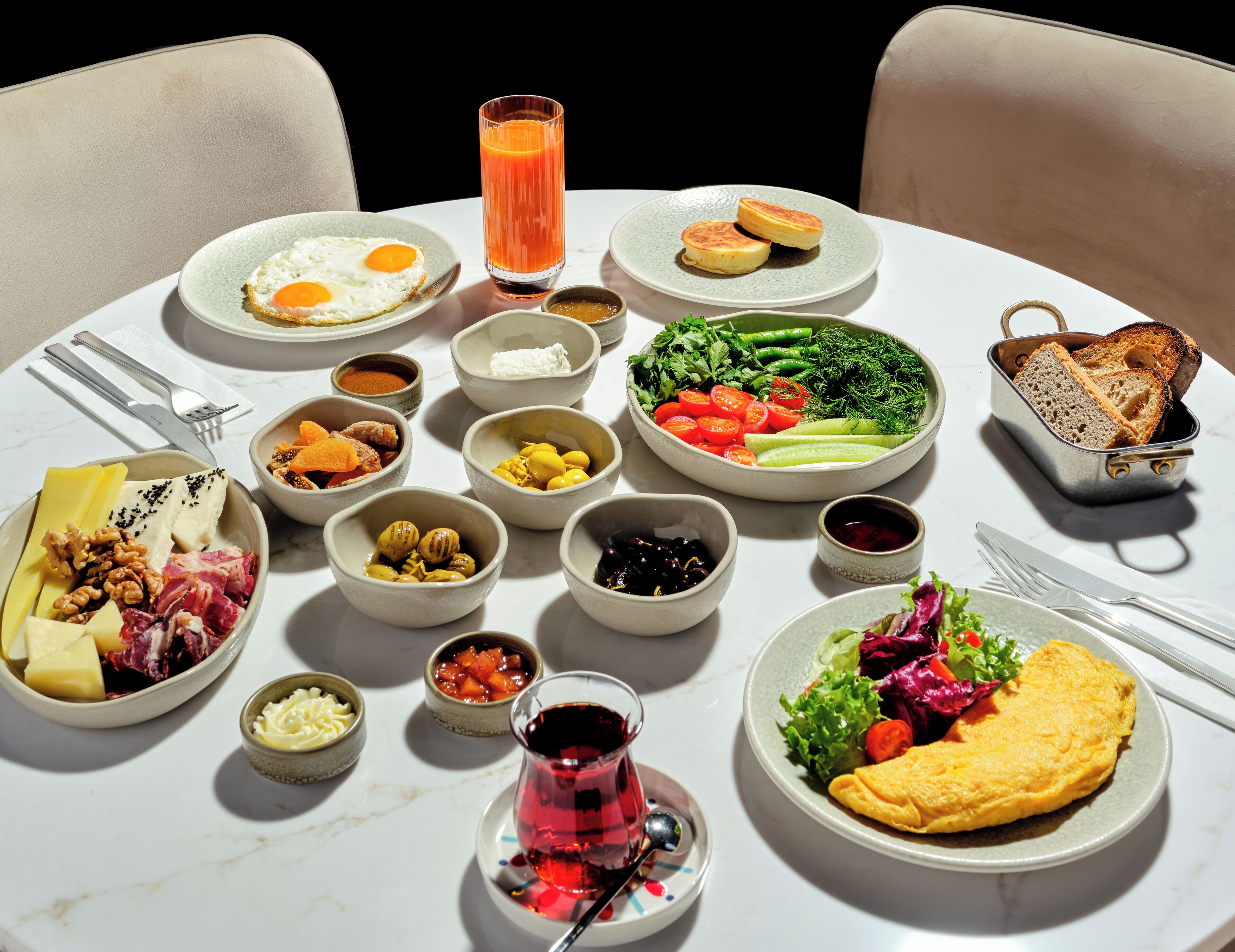 Dagelijks continentaal ontbijt (TRY 1250 per persoon)