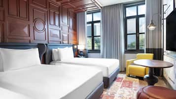 Hypo-allergenic bedding, minibar, in-room safe, blackout curtains