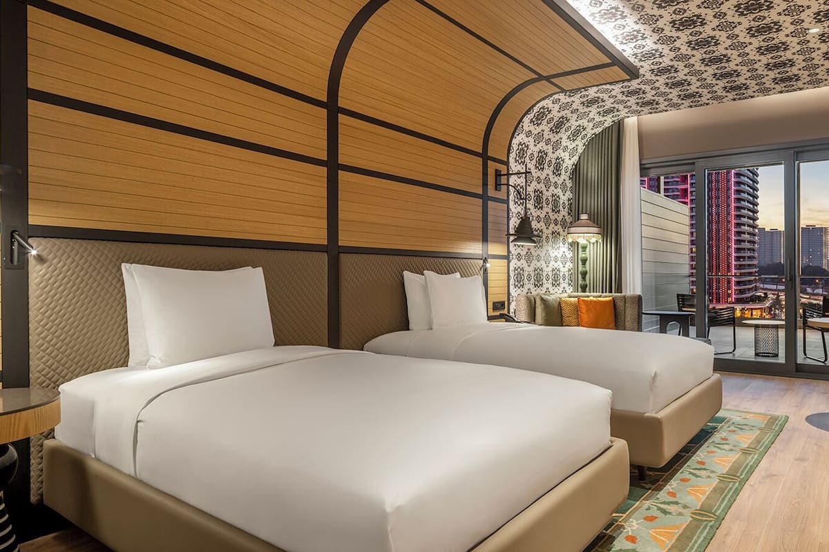 Minibar, in-room safe, desk, soundproofing