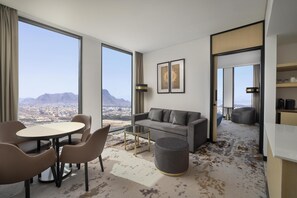 Living area - DoubleTree By Hilton Madinah Gate (Madinah)