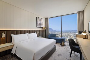 Room, 1 King Bed, City View