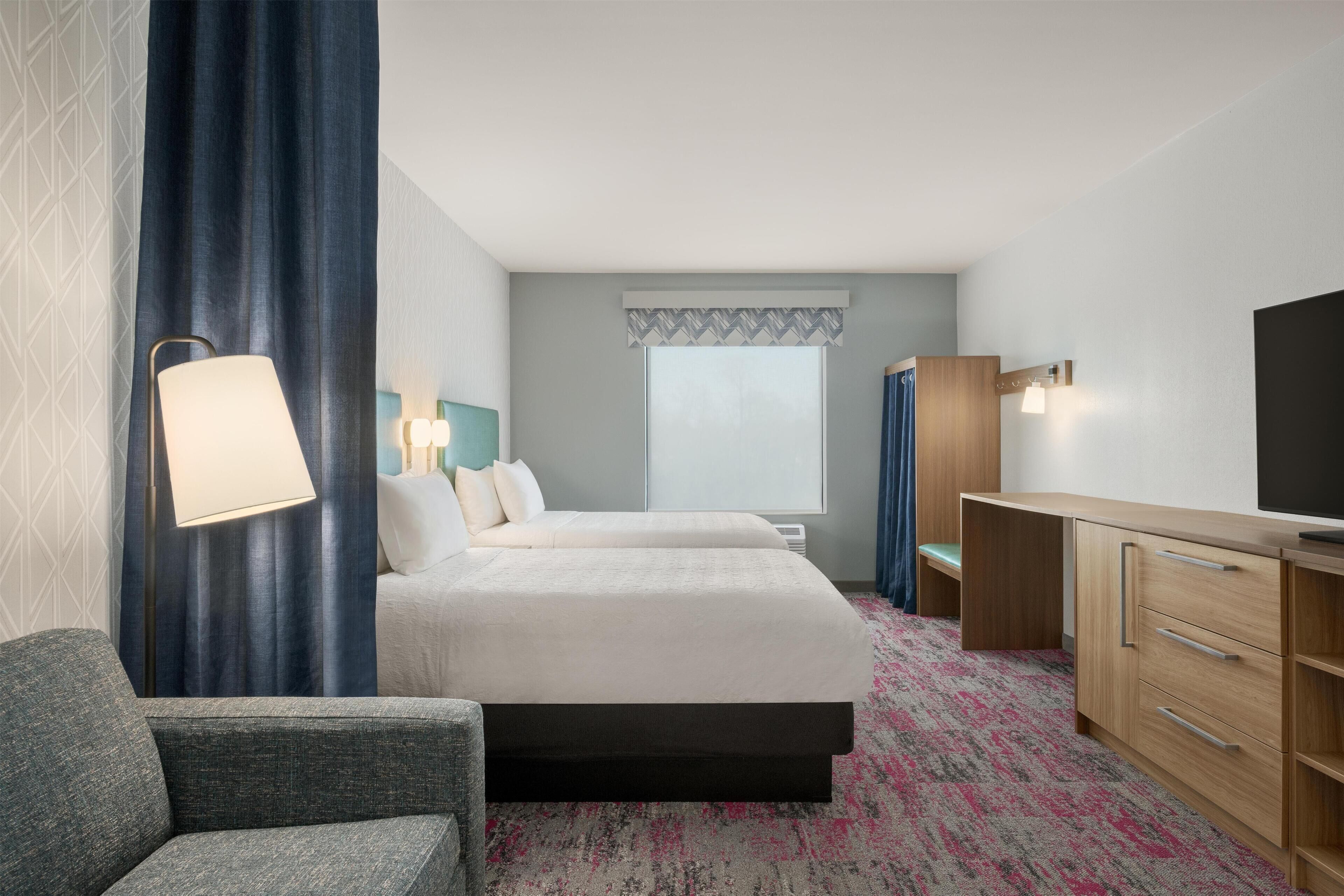 Studio Suite, 2 Queen Beds | Iron/ironing board