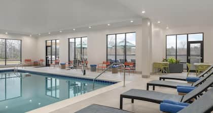Hampton Inn by Hilton Richmond Chester