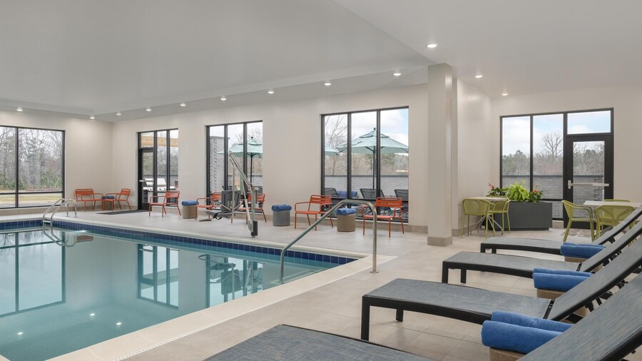 Hampton Inn by Hilton Richmond Chester