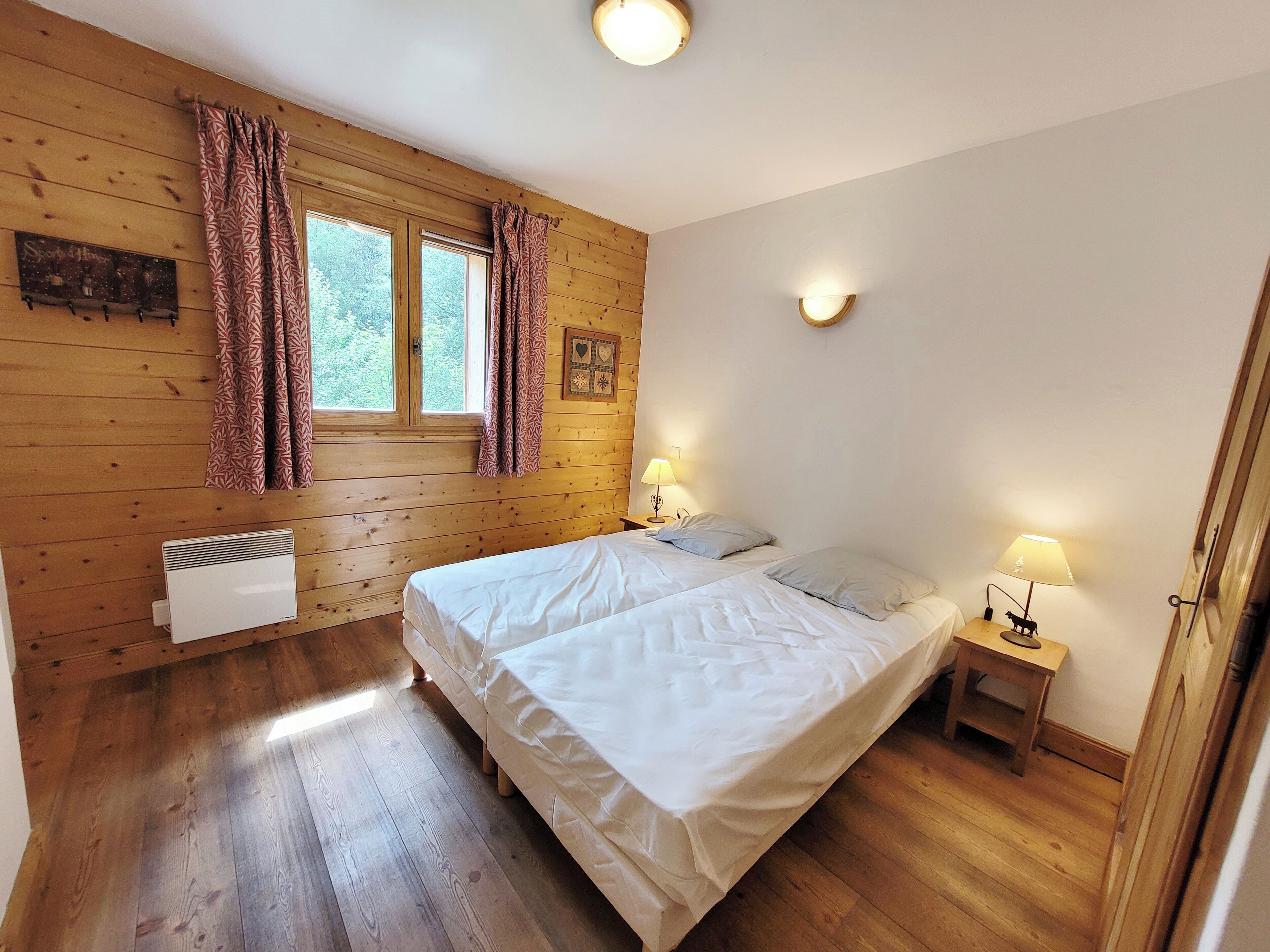 2 makuuhuonetta, ilmainen Wi-Fi, vuodevaatteet