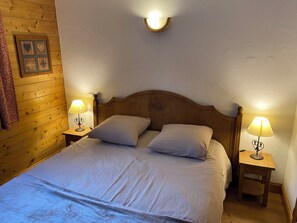 2 bedrooms, free WiFi, bed sheets