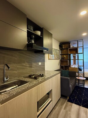 Apartment, Balcony, Mountain View