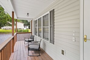 Terrace/patio - Pet-Friendly Albrightsville Ranch with Open Kitchen, Fireplace, BBQ & Game Room (Albrightsville)