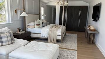 5 slaapkamers, een strijkplank/strijkijzer, internet, beddengoed