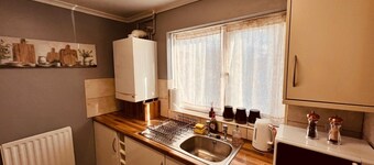 Cosy 2 Beds house DL5 & Garden/Parking+WiFi