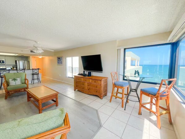 リビング エリア