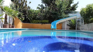 Piscina a l'aire lliure