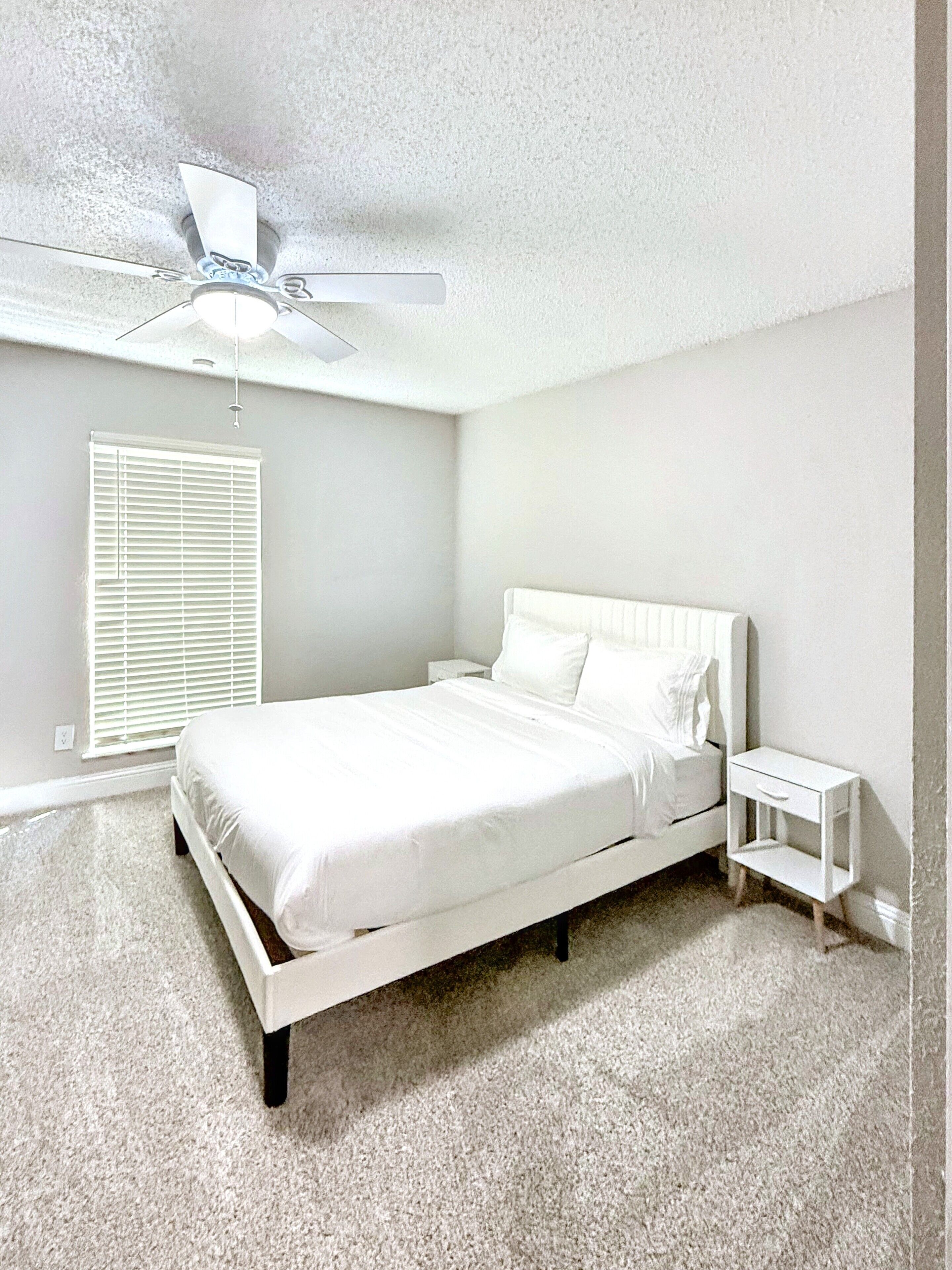 1 chambre, coffres-forts dans les chambres, bureau