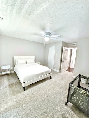 1 bedroom, in-room safe, desk, iron/ironing board