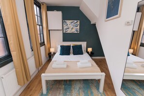 3 bedrooms, free WiFi, bed sheets