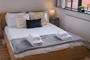 3 bedrooms, free WiFi, bed sheets