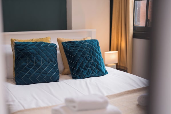 3 bedrooms, free WiFi, bed sheets