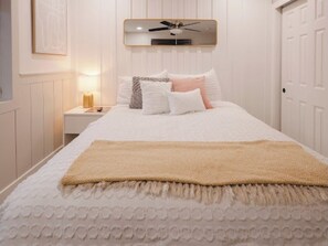 5 Schlafzimmer, Bügeleisen/Bügelbrett, WLAN, Bettwäsche