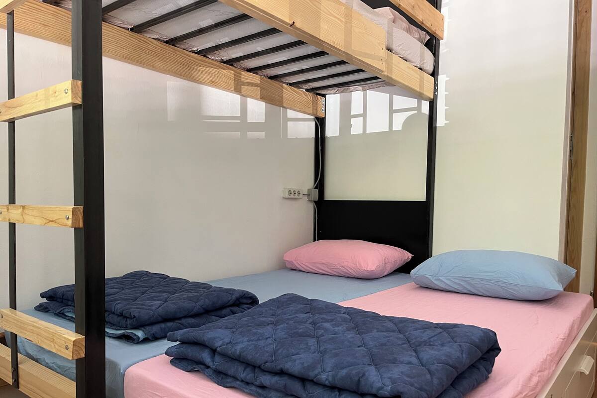 Triple Room | Soundproofing, iron/ironing board (on request), WiFi (free)