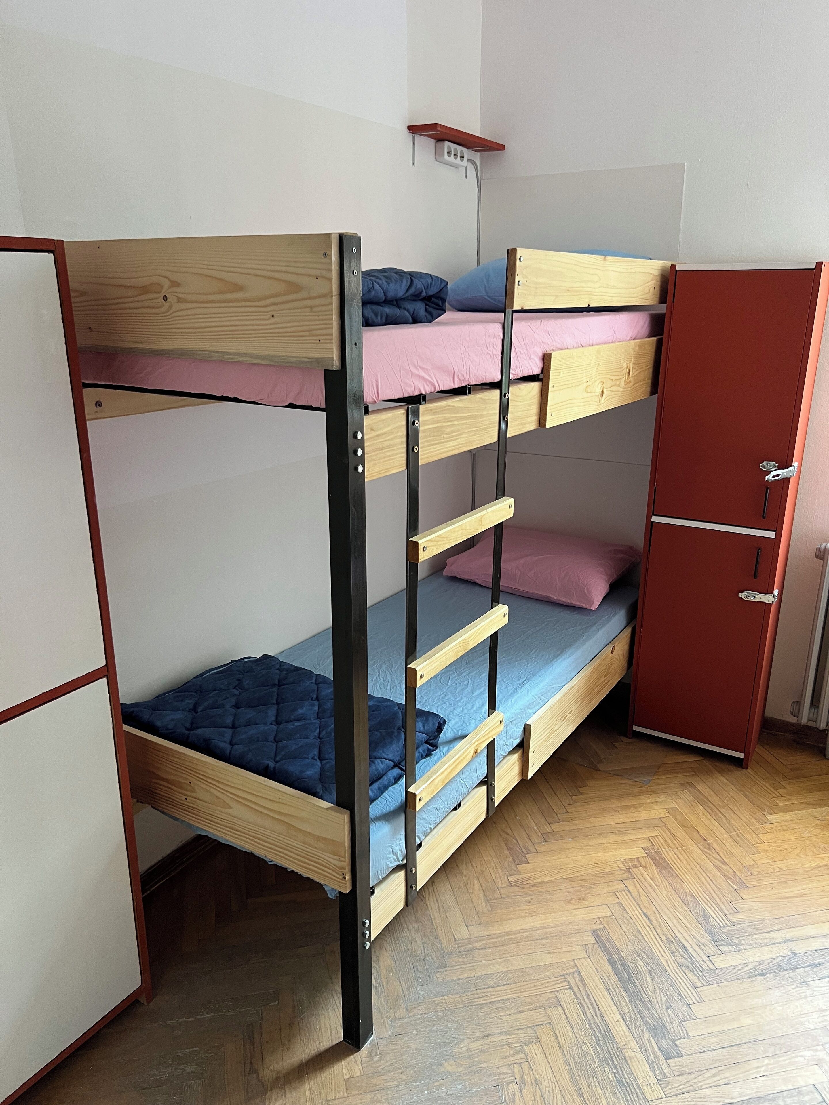 ファミリー ルーム コートヤードビュー | 防音設備、アイロン / アイロン台、WiFi (無料)