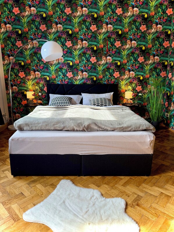 1 bedroom, WiFi, bed sheets
