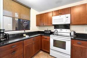 Apartment, 1 Queen-Bett und Schlafsofa (Keauhou Kona Surf & Racquet Club#7-10) | Eigene Küche