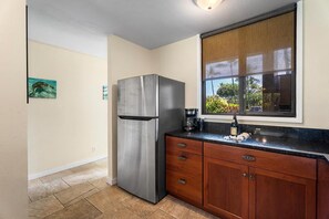 Condo, 1 Queen Bed with Sofa bed (Keauhou Kona Surf & Racquet Club#7-10) | Interior