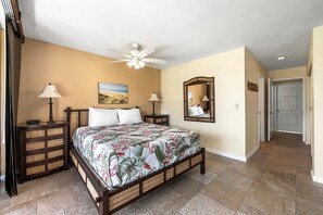 Condo, 1 Queen Bed with Sofa bed (Keauhou Kona Surf & Racquet Club#7-10) | 2 bedrooms