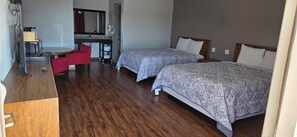 Standard Double Room, Non Smoking - Gate One Inn  (Brownwood)