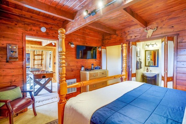 4 habitaciones, tabla de planchar con plancha y cuna de viaje