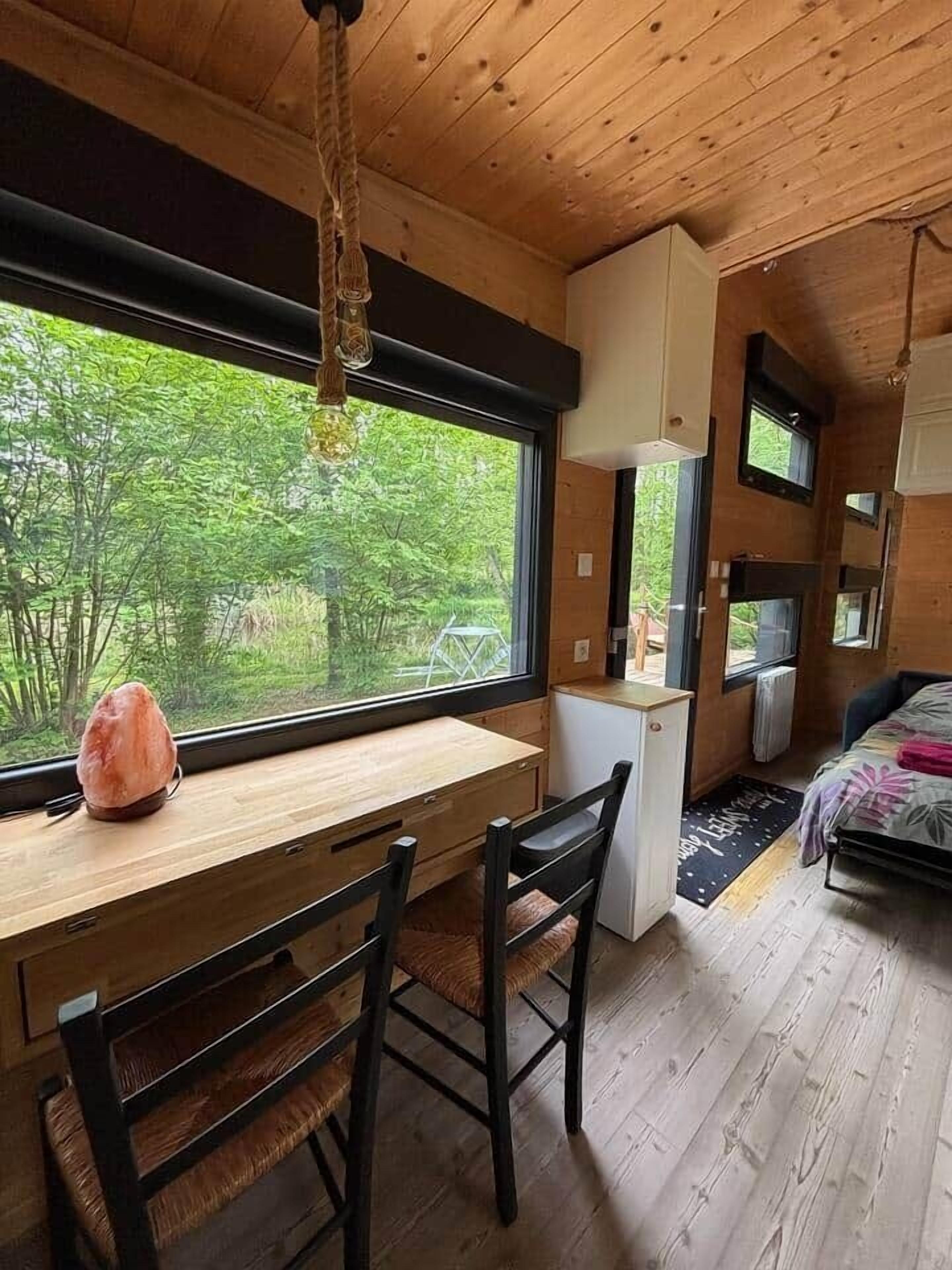 1 habitación y ropa de cama 