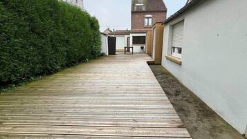 Enceinte de lâhĂ©bergement