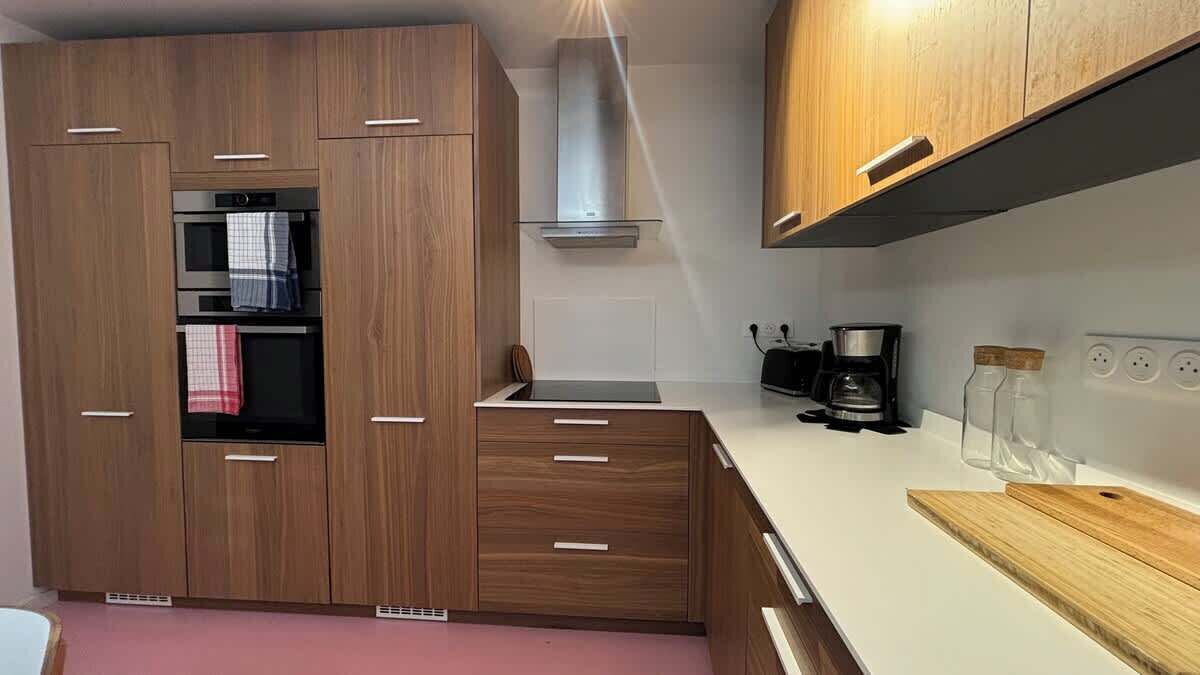 Réfrigérateur, micro-ondes, four, lave-vaisselle