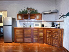Microwave, oven, stovetop