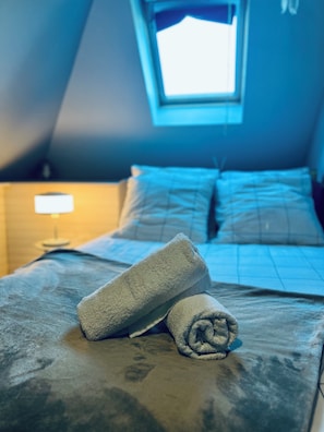 3 chambres, fer et planche Ă repasser, Wi-Fi, literie fournie