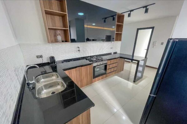 Microwave, oven