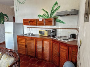 Microwave, oven, stovetop