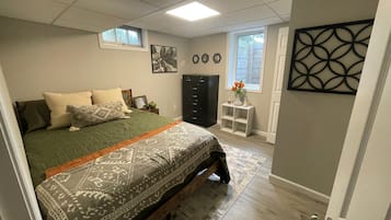 3 bedrooms, WiFi, bed sheets