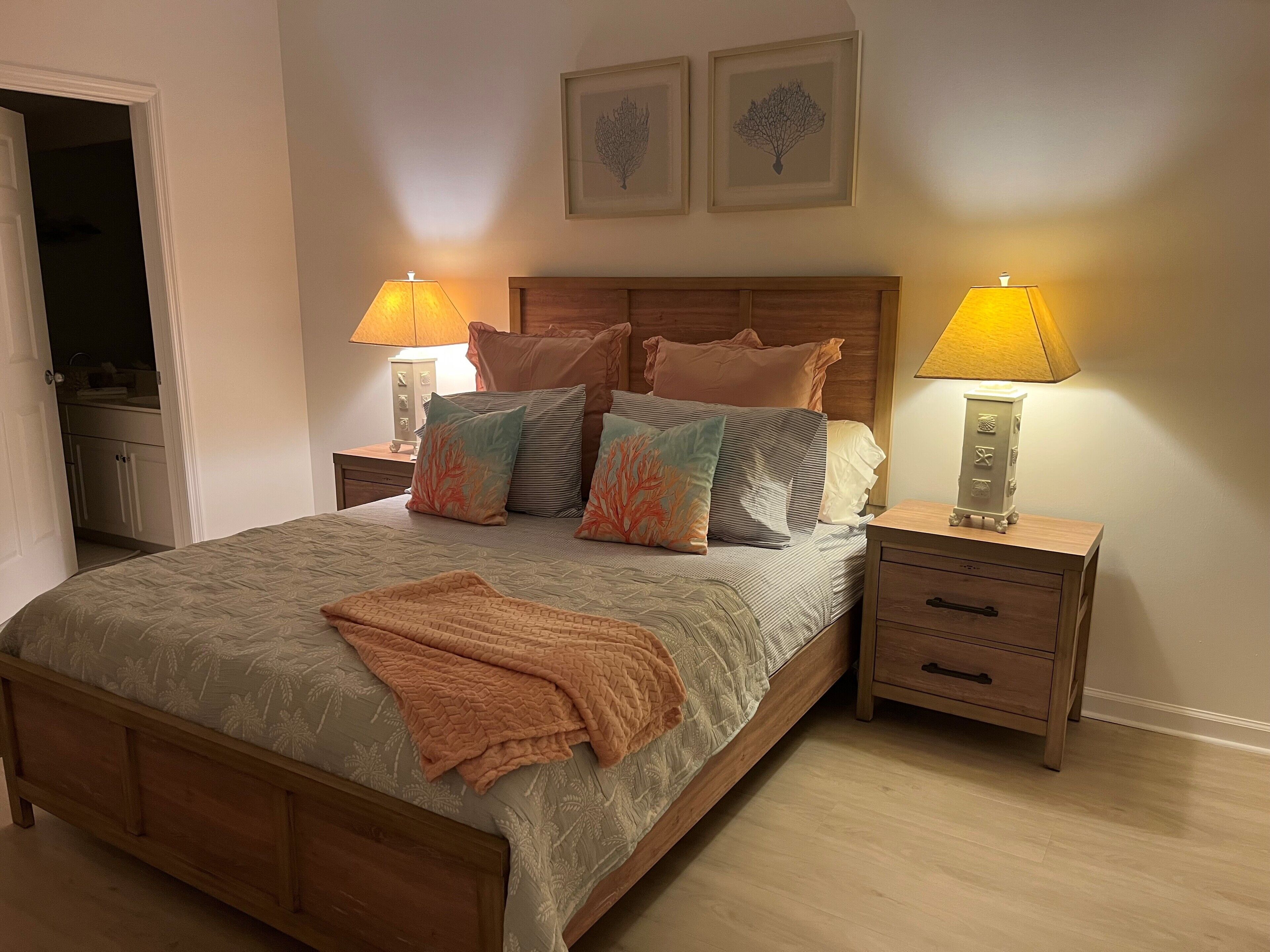 2 chambres, fer et planche à repasser, Wi-Fi, draps fournis