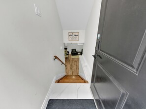 Interior - Windsor Perfect Stay (Windsor)