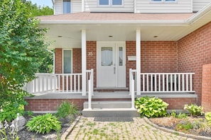 Exterior - Home, away from home. (Quinte West)