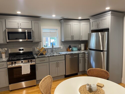 Boston Urban Nests U2: Long Term 1 Month + Only